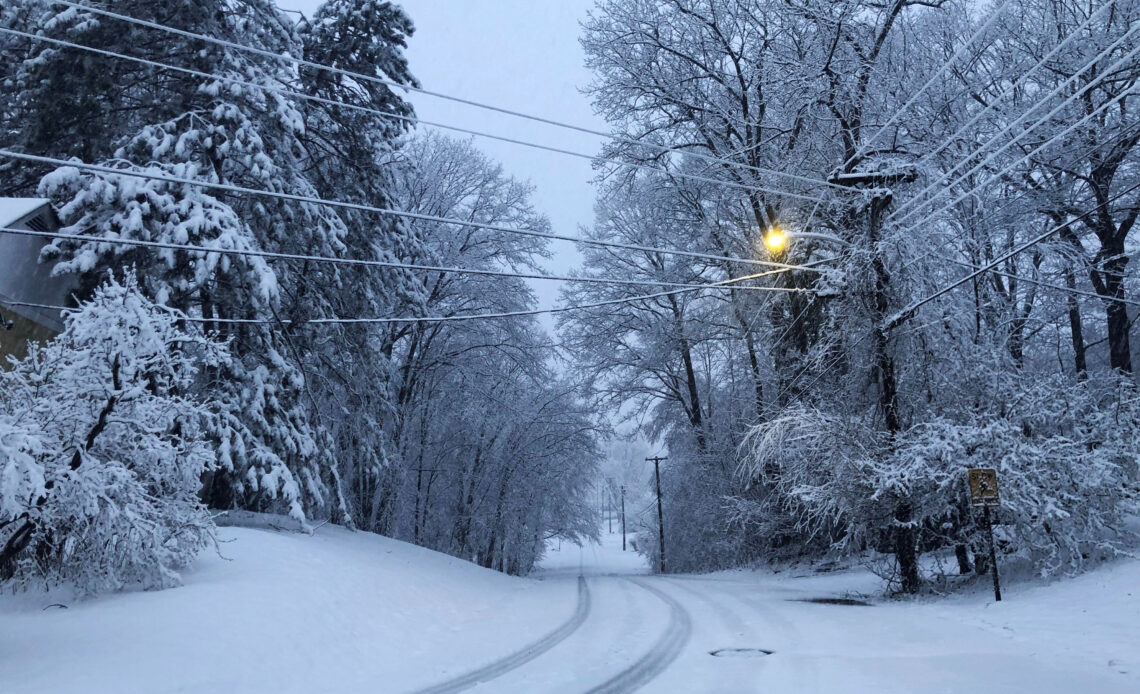 April nor'easter drops more than a foot of snow, knocks power out for thousands