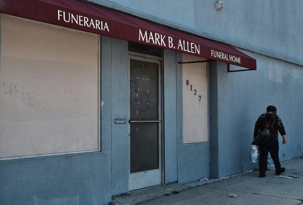 Owner of shuttered Los Angeles funeral home accused of allowing bodies to rot