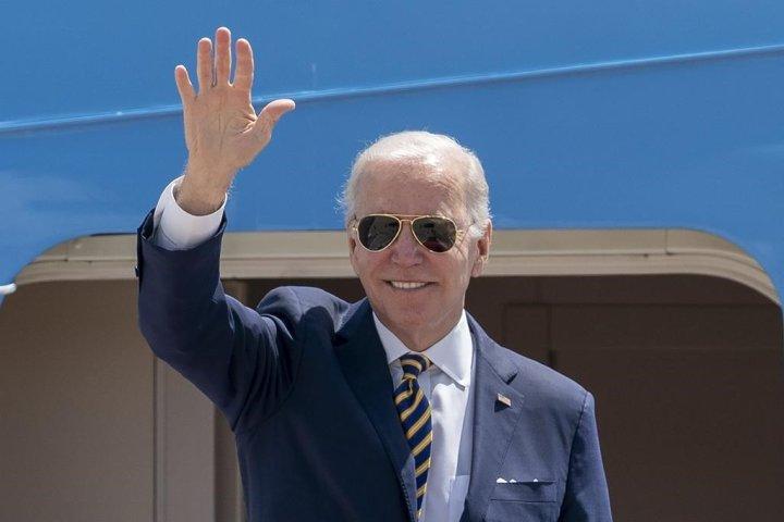 Biden signs another $40B for Ukraine aid after U.S. Congress approval - National