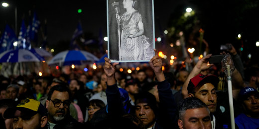1658926169 555 Argentines commemorate political activist Evita 70 years after her death