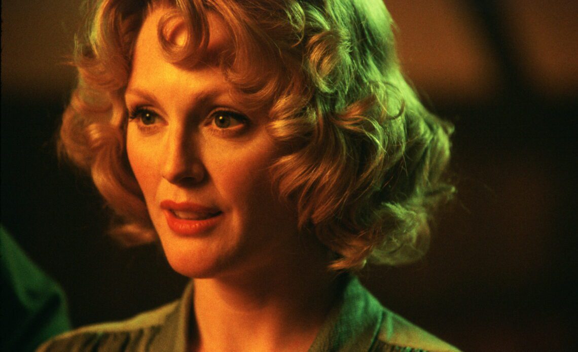 How ‘Far From Heaven’ captured the quietly traumatizing, technicolor world of the 1950s