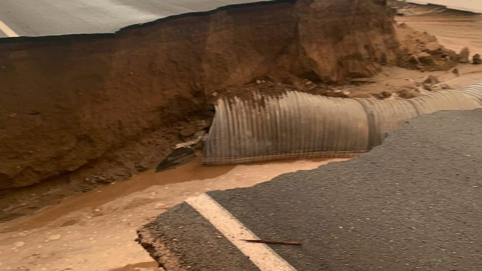 Officials hope to reopen flood-damaged LA to Phoenix highway