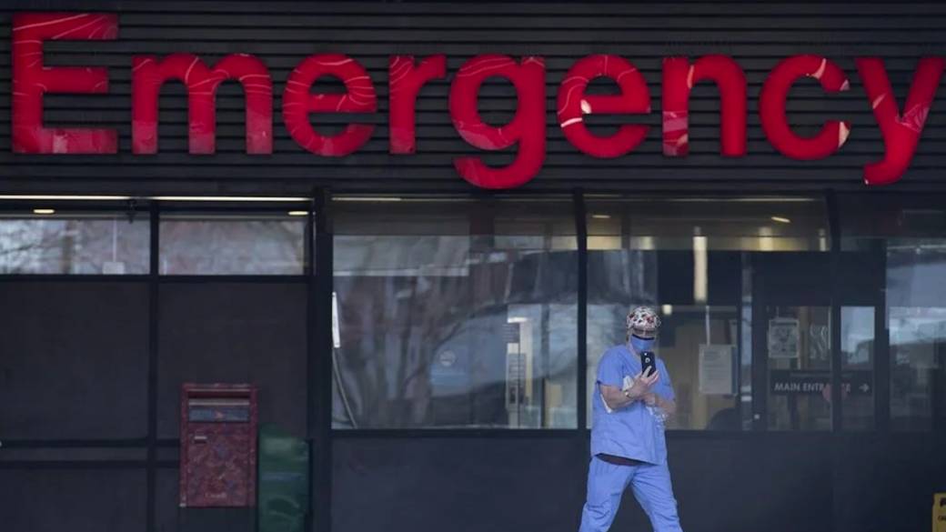 Click to play video: 'Code Blue: Emergency rooms across Canada struggle with staff shortages'