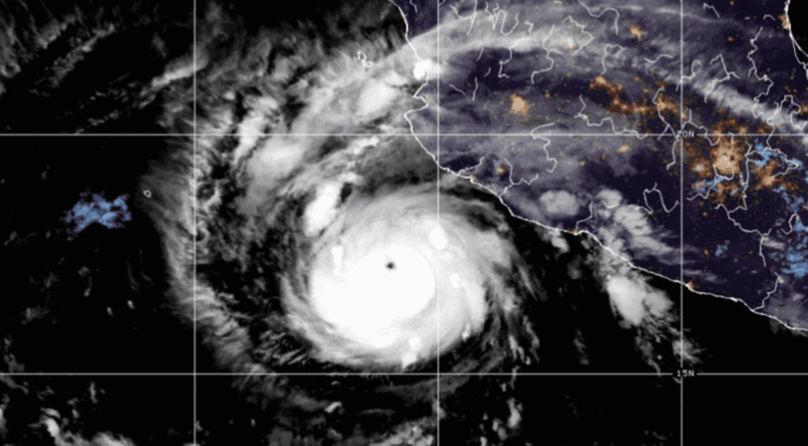 Hurricane Roslyn grows into Category 4 storm as it heads for Mexico's coast