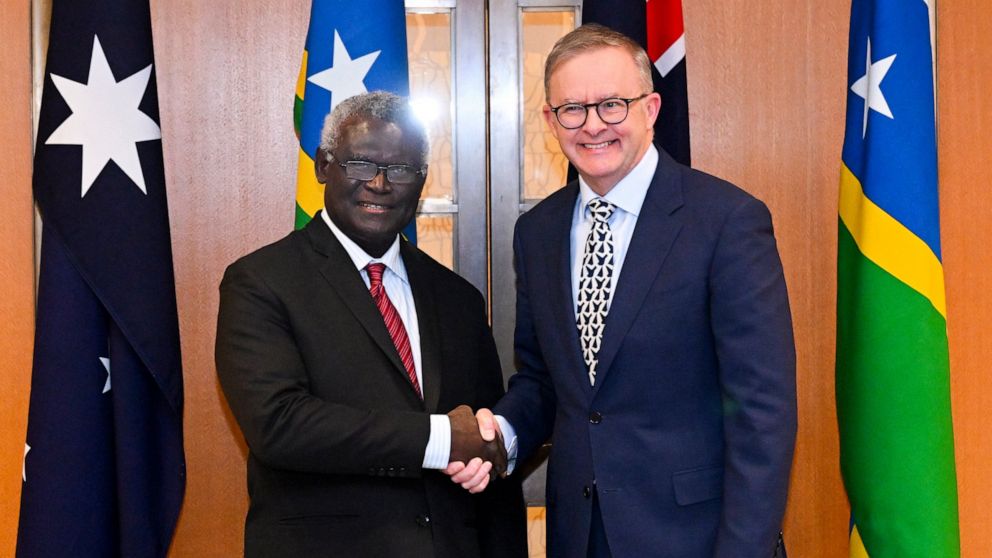 Anthony Albanese, Manasseh Sogavare