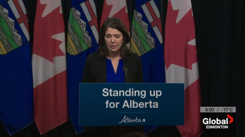 Click to play video: 'Alberta introduces sovereignty act bill granting cabinet broad powers to fight Ottawa'