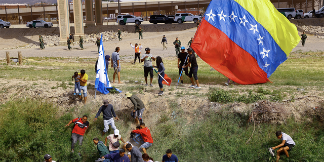Venezuelan migrants returning to Mexico down the Rio Grande after crossing into the United States illegally on October 31, 2022. 