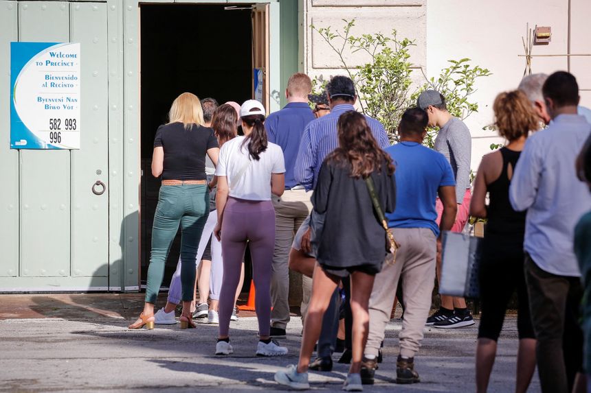 How Independents Dampened the Red Wave