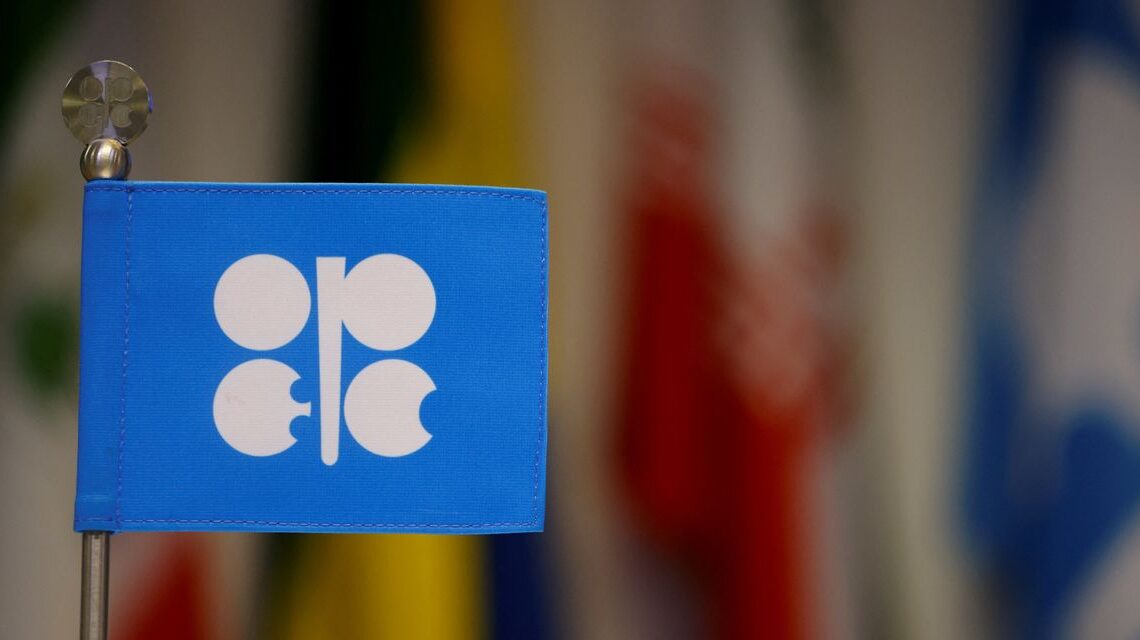 OPEC+ Leans Toward Maintaining Flat Production, Delegates Say