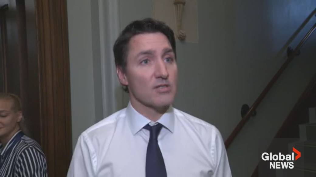 Click to play video: 'Trudeau says feds looking at Alberta sovereignty act ‘very, very closely’'
