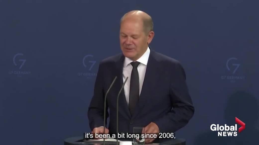 Click to play video: 'Germany’s Scholz rejects use of the word ‘apartheid’ to describe situation between Israel and Palestine'