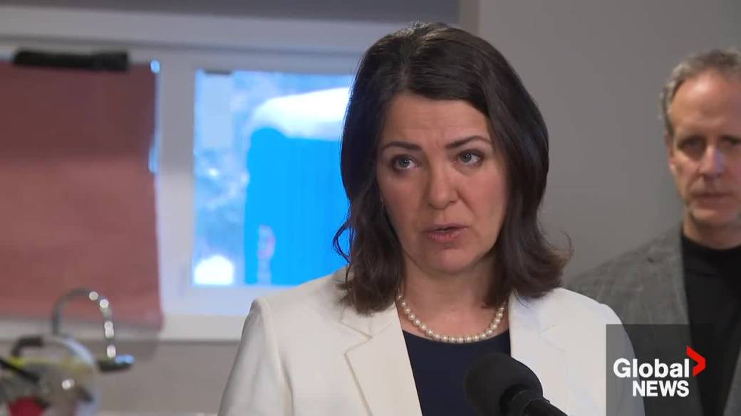 Click to play video: 'Alberta NDP calls for judicial interference investigation after Premier Smith comments'