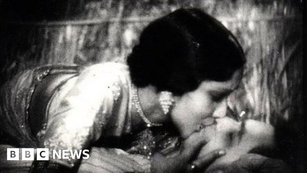 Devika Rani: Did Bollywood’s longest kiss really happen in 1933?