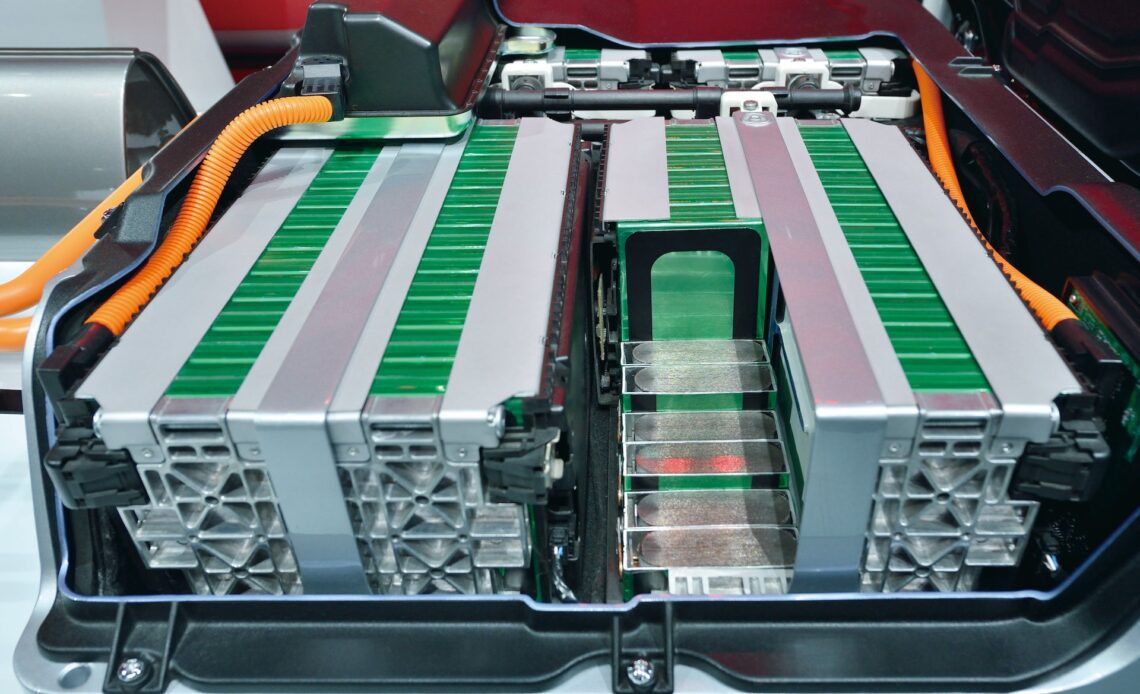 Government Researchers Aim for Better--And Cheaper--Batteries