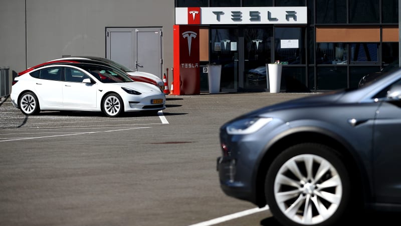 More tales of Tesla buyers aggrieved by discounts: 'With 24 hours ... I lost $10,810'