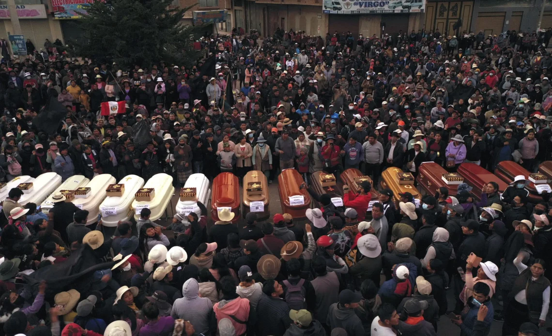 Policeman burned to death amid antigovernment unrest in Peru