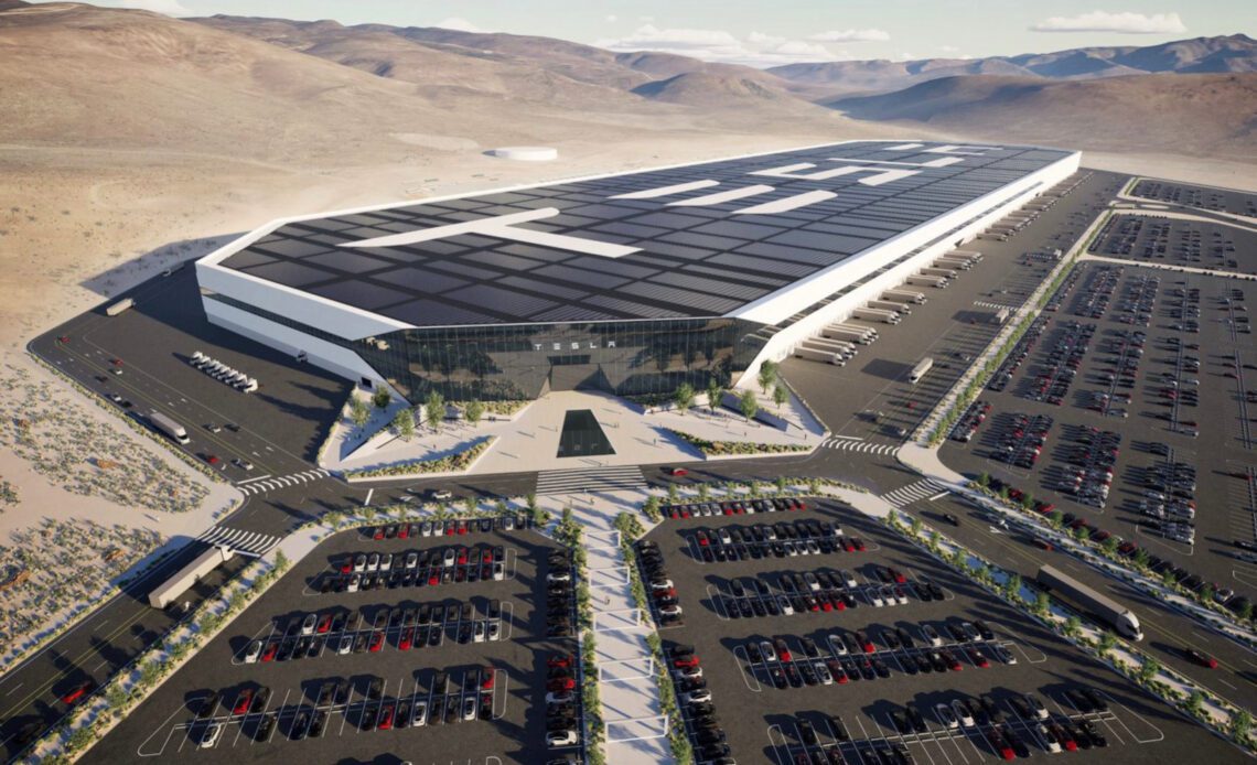 Tesla will spend $3.6 billion to build a Semi and a battery factory in its Nevada complex