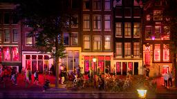 Amsterdam to ban marijuana usage on the street in Red-Light District