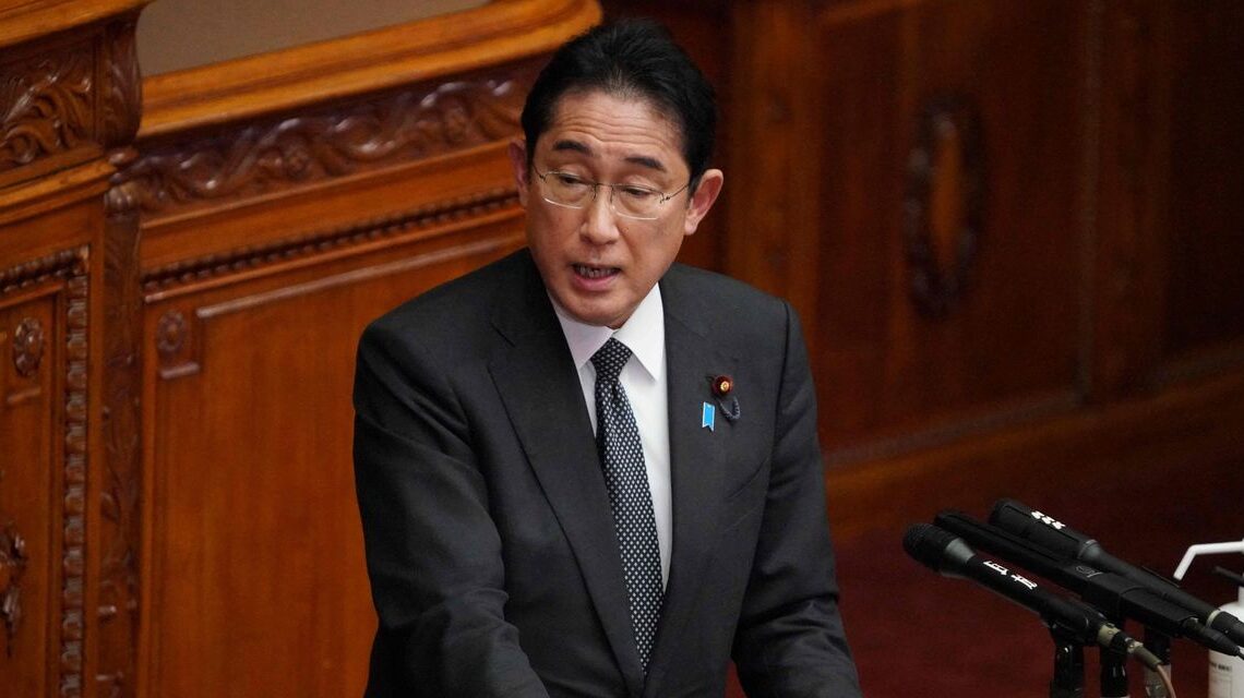 Japan’s Leader to Dismiss Aide Over Comments About LGBT People