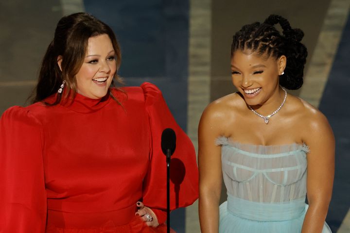 Melissa McCarthy (left) and Halle Bailey introduced the new "Little Mermaid" trailer at the 2023 Oscars ceremony.