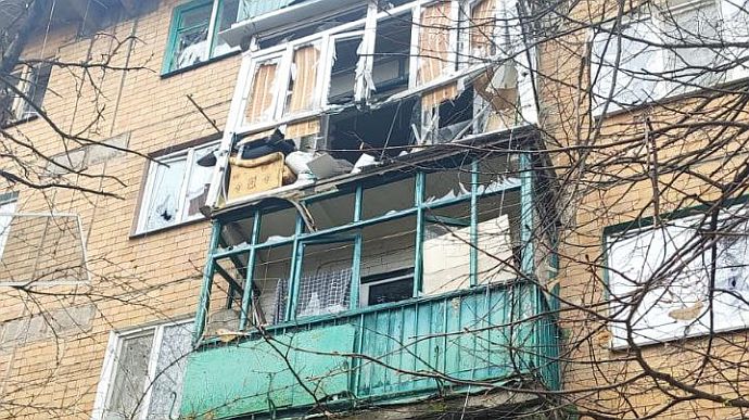 Russians shell city of Kostiantynivka, six people injured
