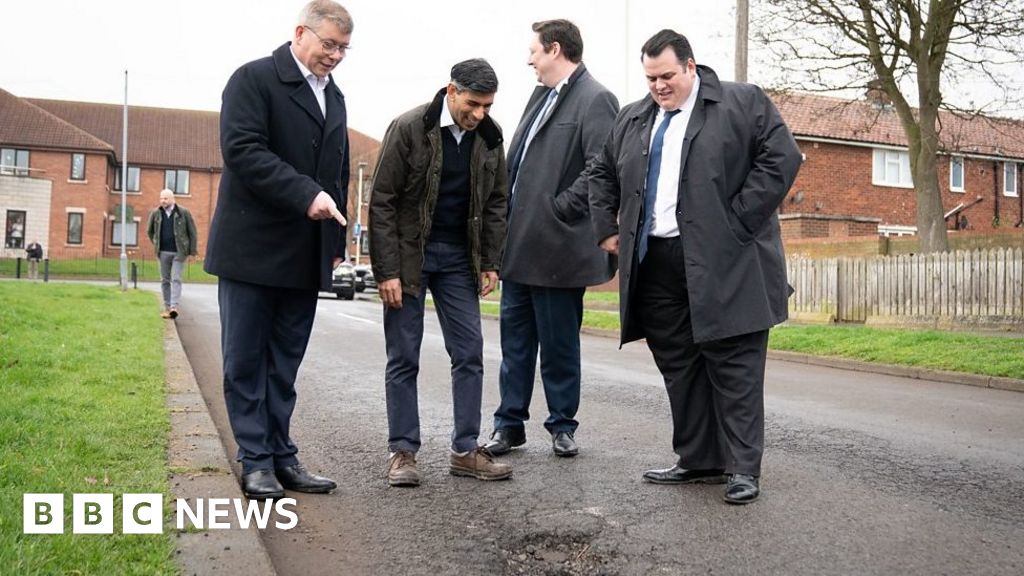 Local elections 2023: Rishi Sunak says new powers will help fix potholes