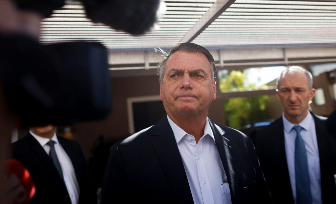 Brazilian police raid ex-President Bolsonaro’s home, seize phone | Jair Bolsonaro News