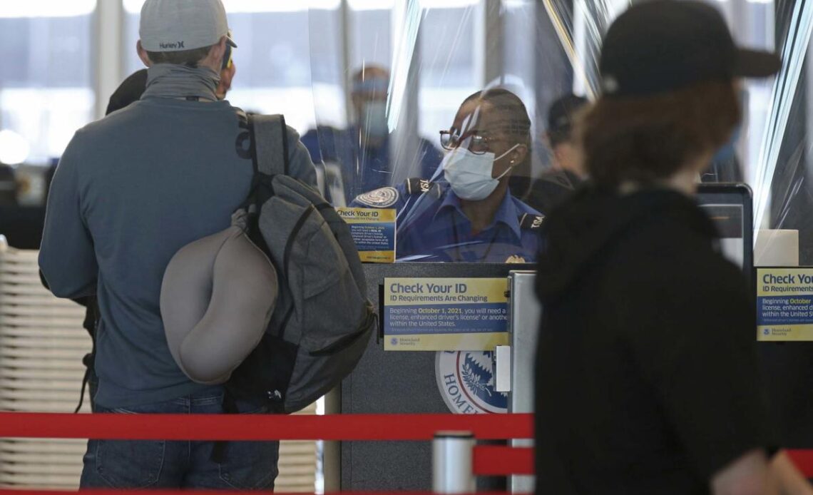 Bipartisan Senate bill would kill the TSA’s ‘Big Brother’ airport facial recognition