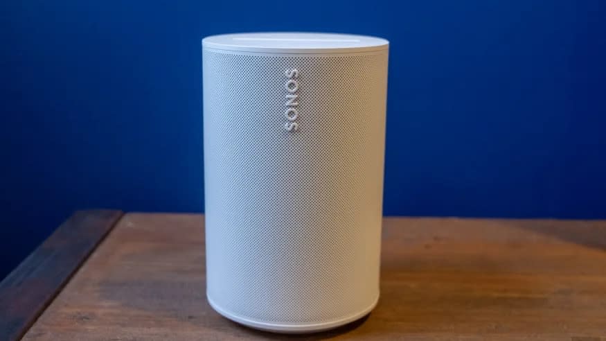 The Sonos Era 100 is back down to $199 in a new holiday sale