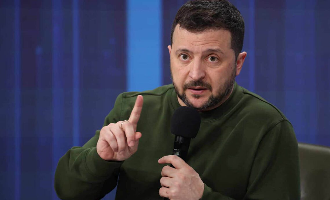 Zelenskyy on Navalny's murder: Where is Russia's public response?