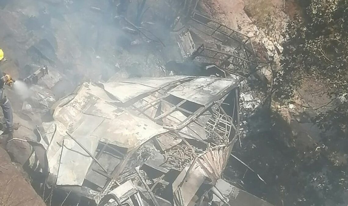 45 killed as bus plunges off bridge in South Africa | Religion
