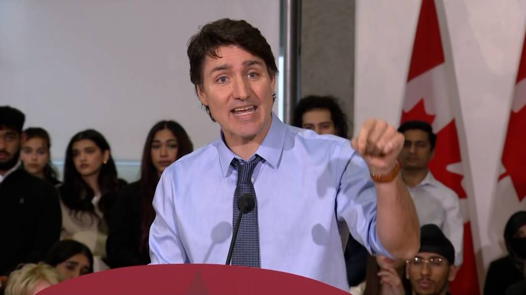 Click to play video: 'Trudeau accuses Conservatives of misleading Canadians on carbon rebate for ‘narrow political gain’'
