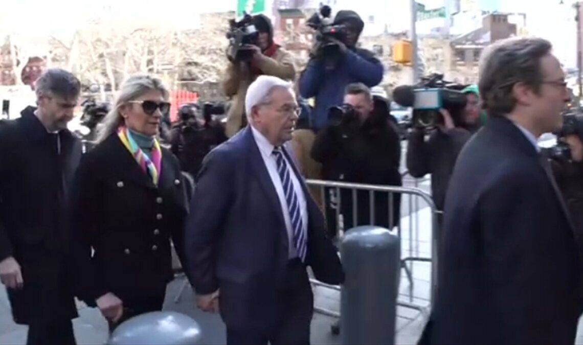 Menendez walks into court