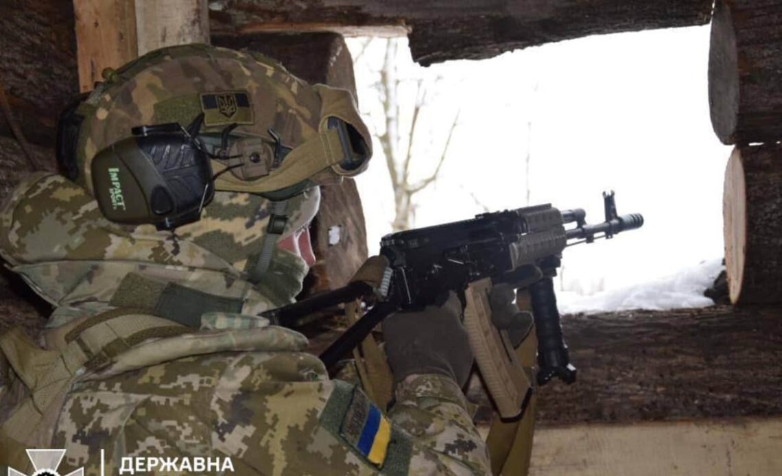 Ukrainian defenders stop 3 Russian sabotage and reconnaissance groups trying to infiltrate Ukraine
