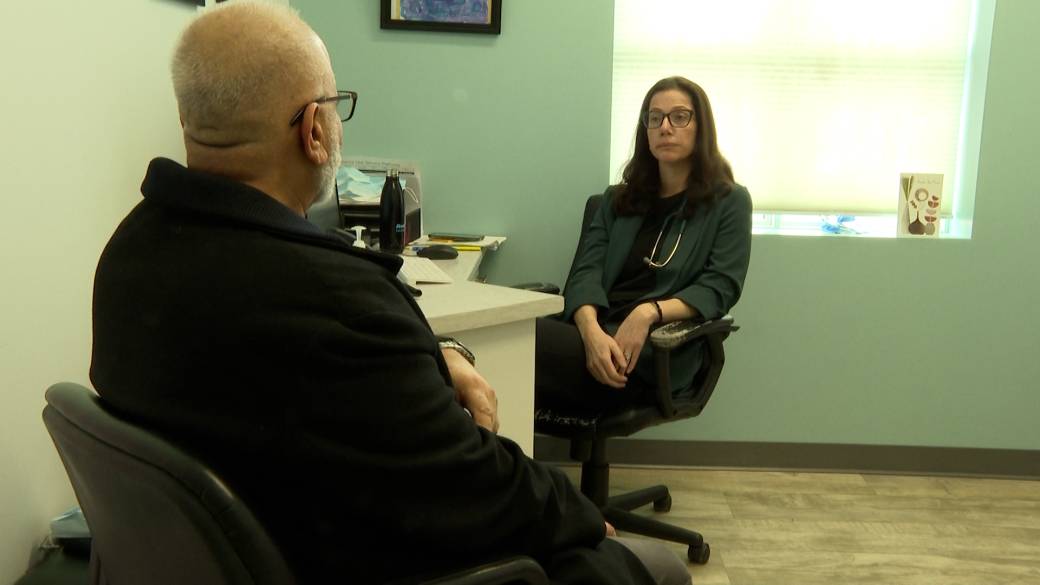 Click to play video: 'Doctors using A.I. to reduce workload'