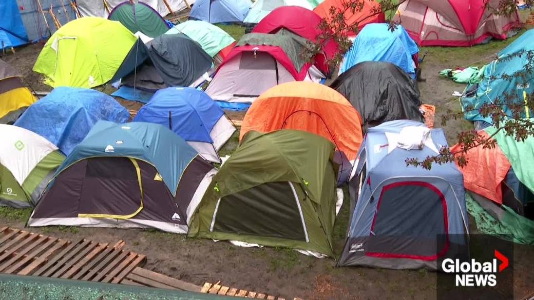 Click to play video: 'Pro-Palestinian encampment at McGill in 2nd week'