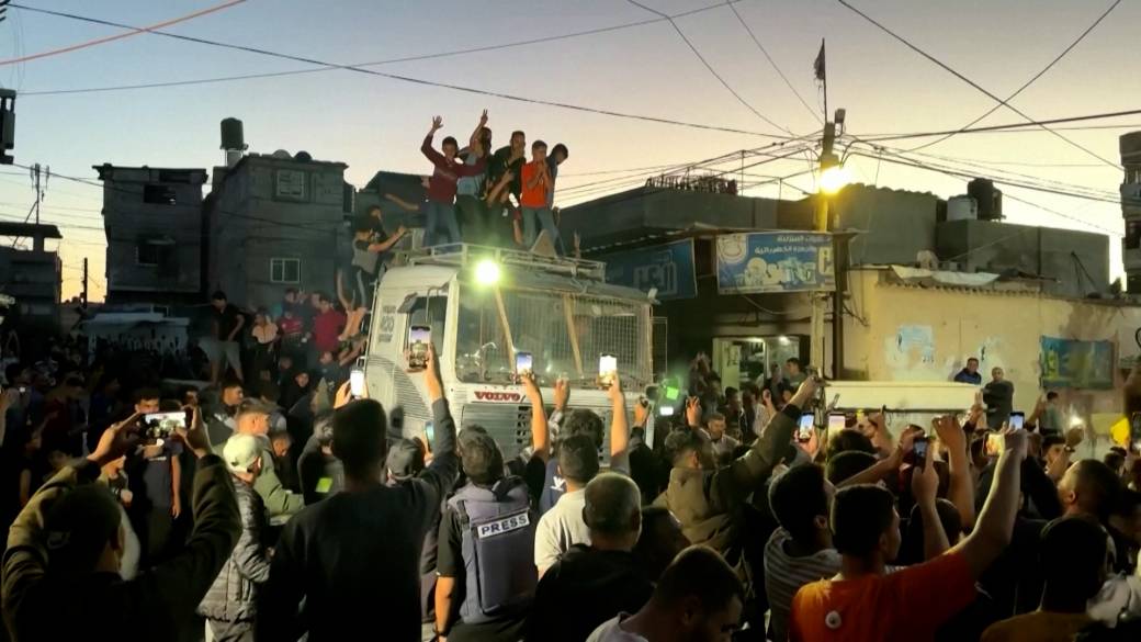 Click to play video: 'Celebrations erupt in Rafah as Hamas accepts ceasefire proposal for Gaza'
