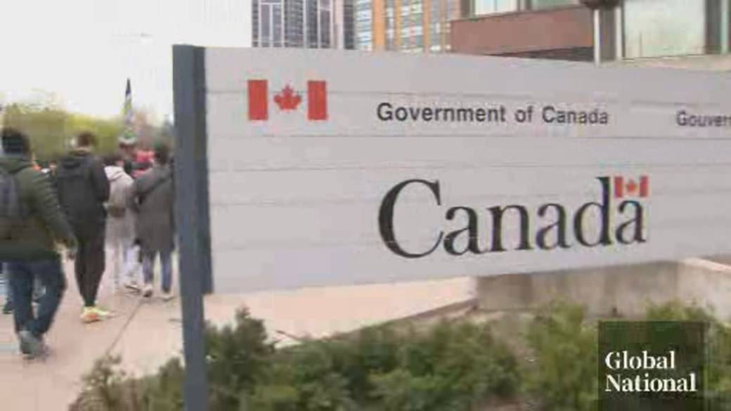 Click to play video: 'CRA reaches tentative deal with feds to end strike'