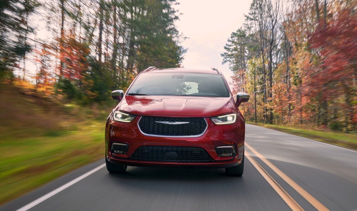 2017-2021 Chrysler Pacifica hybrid recalled due to battery fire risk