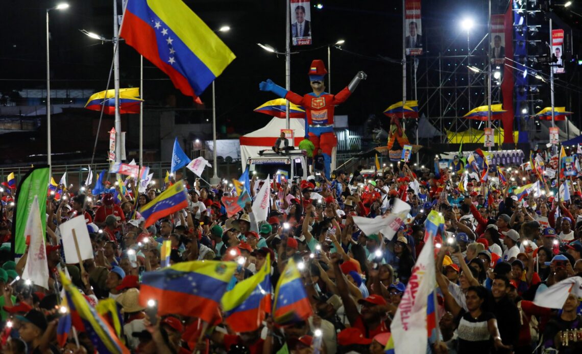 As Maduro faces Gonzalez in Venezuela, sanctions remain a key hurdle | Elections News