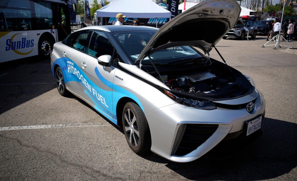 California first state to get federal funds for hydrogen energy hub to help replace fossil fuels