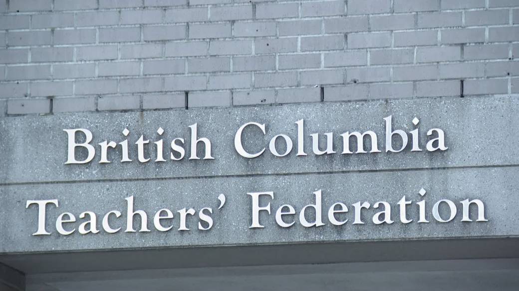 Click to play video: 'BC teachers’ union denies funding for Holocaust education group'