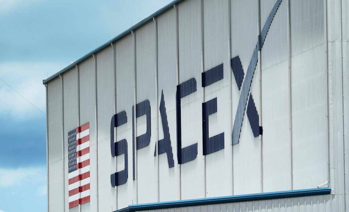 FAA wants to fine SpaceX $633,000 for alleged safety violations during 2 Florida launches