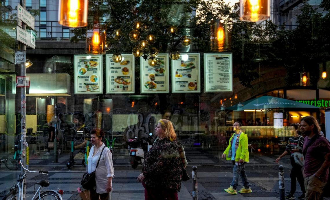 Turkey wants to regulate Germany's beloved döner kebab street food