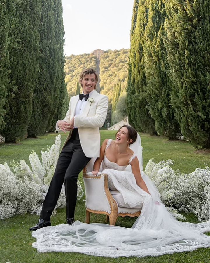 Brown wore a total of four dresses over the course of the celebration, including this Galia Lahav gown, paired with a sheer Monvieve veil.