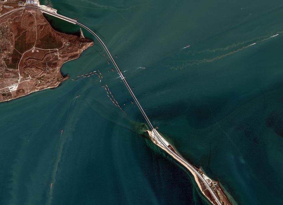 Overview of barriers near the Kerch Bridge on September 28.