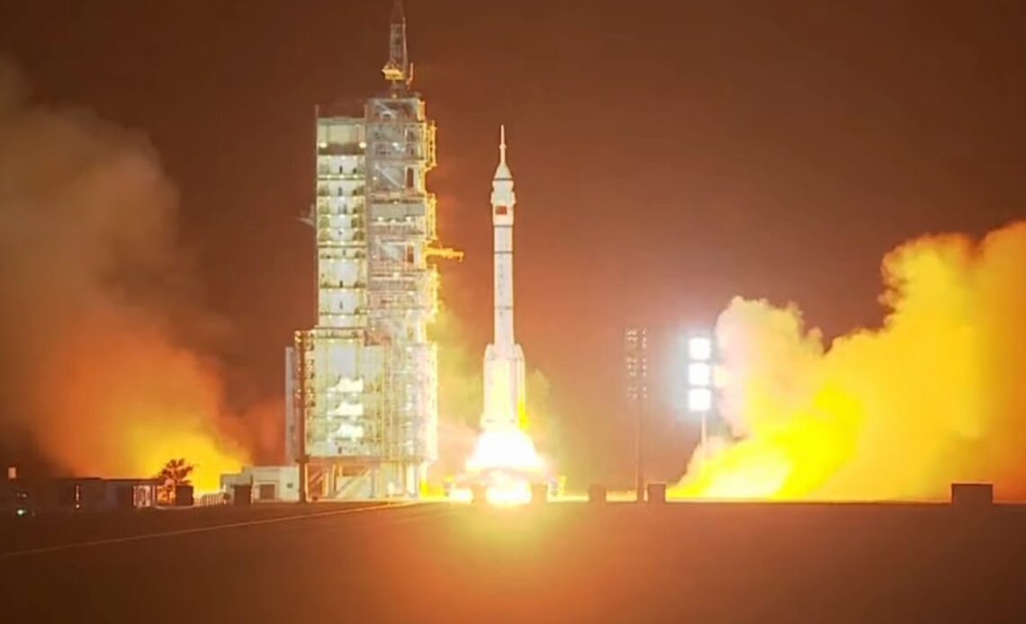 Watch live! China's Shenzhou 19 crew launches to Tiangong space station - YouTube