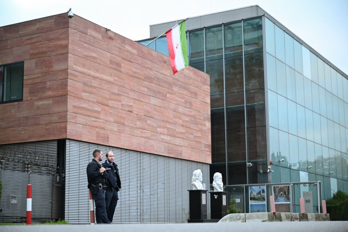 Iran Germany Man Allegedly Dies Before Execution