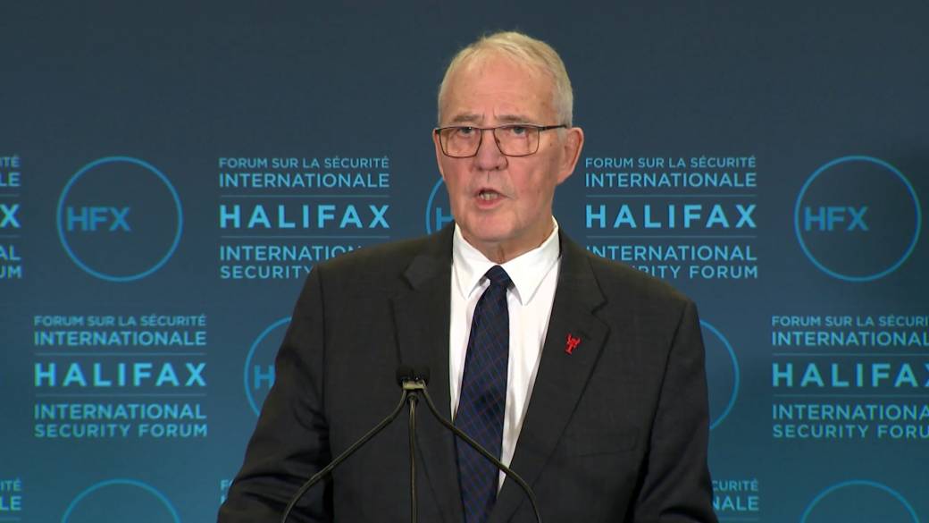 Click to play video: 'Defence spending tops agenda at Halifax security forum'