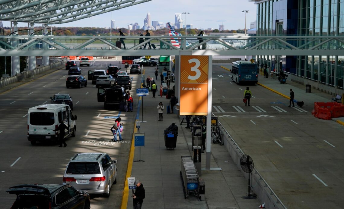 Thanksgiving Travel Latest: Airport strikes, staffing and weather could impact holiday travelers